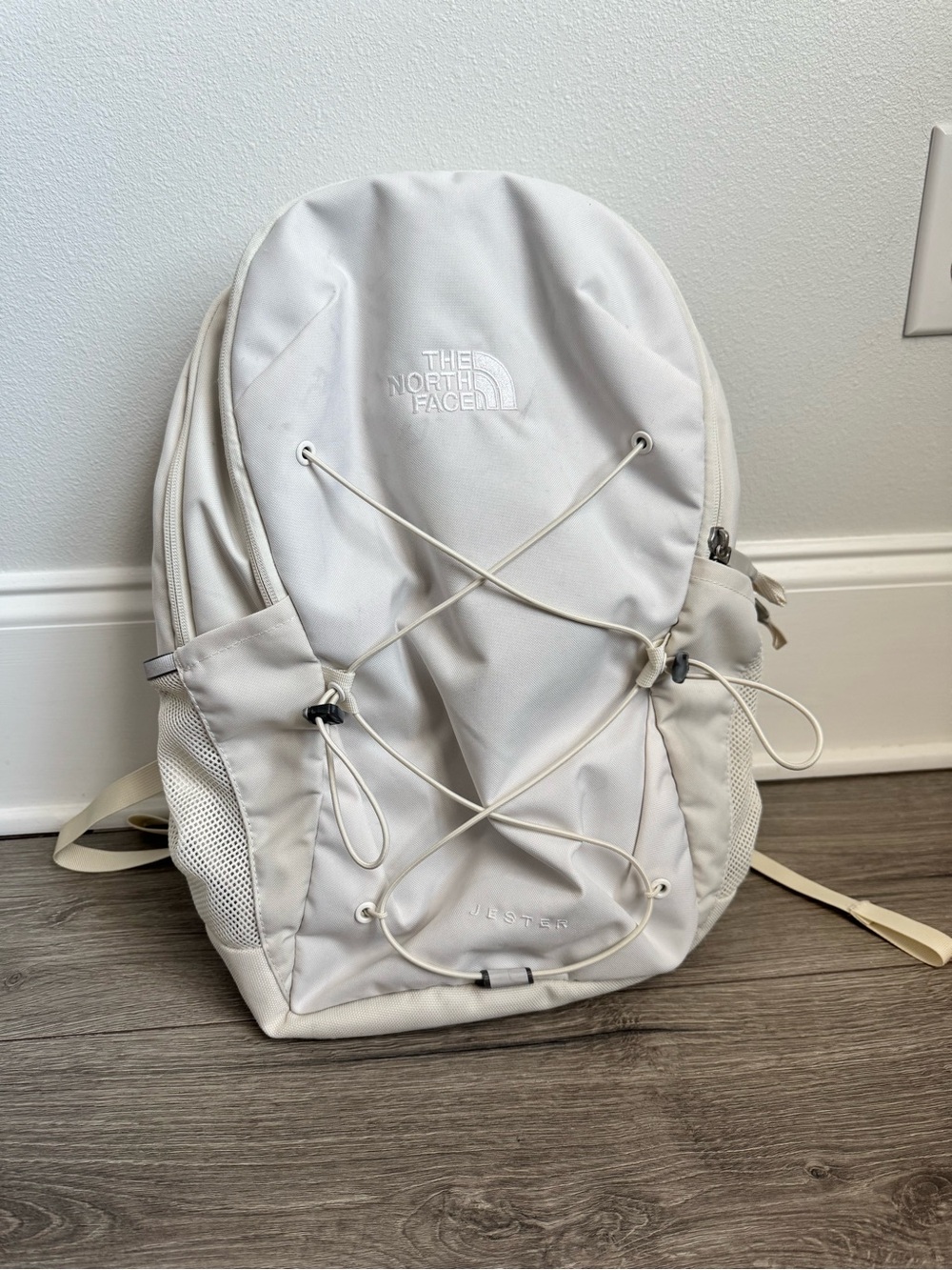 The North Face Jester Luxe Backpack Gardenia White Daypack Laptop Bag
